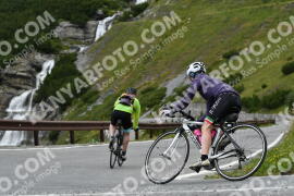 Photo #2411770 | 26-07-2022 13:47 | Passo Dello Stelvio - Waterfall curve BICYCLES