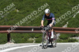 Photo #2336683 | 17-07-2022 10:35 | Passo Dello Stelvio - Waterfall curve BICYCLES