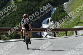 Photo #2199127 | 26-06-2022 16:56 | Passo Dello Stelvio - Waterfall curve BICYCLES