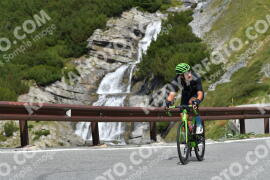 Photo #2625902 | 13-08-2022 11:27 | Passo Dello Stelvio - Waterfall curve BICYCLES