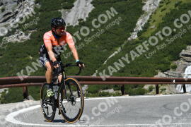 Photo #2369211 | 22-07-2022 11:06 | Passo Dello Stelvio - Waterfall curve BICYCLES