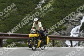 Photo #3588860 | 27-07-2023 10:25 | Passo Dello Stelvio - Waterfall curve BICYCLES