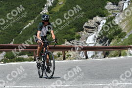 Photo #2369820 | 22-07-2022 11:46 | Passo Dello Stelvio - Waterfall curve BICYCLES