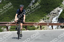 Photo #2306937 | 15-07-2022 10:23 | Passo Dello Stelvio - Waterfall curve BICYCLES