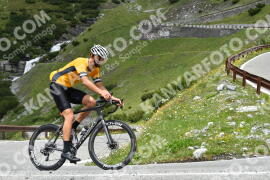 Photo #2205893 | 29-06-2022 12:51 | Passo Dello Stelvio - Waterfall curve BICYCLES