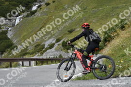 Photo #2769204 | 28-08-2022 12:17 | Passo Dello Stelvio - Waterfall curve BICYCLES