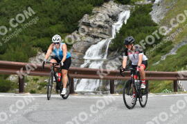 Photo #2409730 | 26-07-2022 11:09 | Passo Dello Stelvio - Waterfall curve BICYCLES