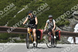 Fotó #3357979 | 05-07-2023 12:40 | Passo Dello Stelvio - Vízesés kanyar Bicajosok