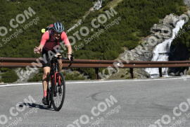 Photo #2076636 | 01-06-2022 09:45 | Passo Dello Stelvio - Waterfall BICYCLE riders