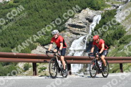 Photo #2352524 | 19-07-2022 10:27 | Passo Dello Stelvio - Waterfall curve BICYCLES