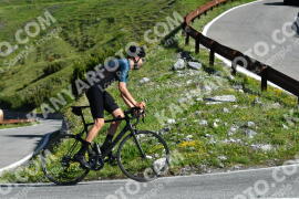 Photo #2158623 | 19-06-2022 09:26 | Passo Dello Stelvio - Waterfall BICYCLE riders