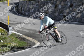 Photo #2079181 | 02-06-2022 09:22 | Passo Dello Stelvio - Waterfall BICYCLE riders