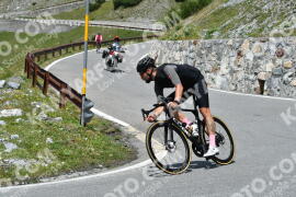 Photo #2401249 | 25-07-2022 13:22 | Passo Dello Stelvio - Waterfall curve BICYCLES