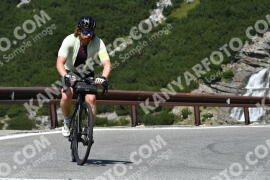 Photo #2369988 | 22-07-2022 12:00 | Passo Dello Stelvio - Waterfall curve BICYCLES