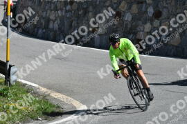 Photo #2145823 | 18-06-2022 10:17 | Passo Dello Stelvio - Waterfall curve BICYCLES