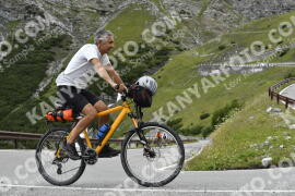Photo #3661532 | 30-07-2023 10:13 | Passo Dello Stelvio - Waterfall curve BICYCLES