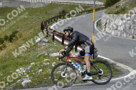 Photo #2755916 | 26-08-2022 14:07 | Passo Dello Stelvio - Waterfall curve BICYCLES