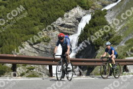 Photo #3102398 | 15-06-2023 10:08 | Passo Dello Stelvio - Waterfall curve BICYCLES