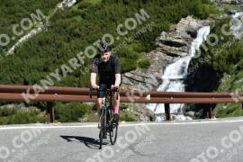 Photo #2184323 | 25-06-2022 09:57 | Passo Dello Stelvio - Waterfall curve BICYCLES