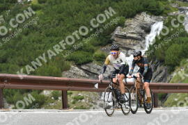 Photo #2439379 | 30-07-2022 10:41 | Passo Dello Stelvio - Waterfall curve BICYCLES