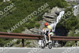 Photo #3680311 | 31-07-2023 10:10 | Passo Dello Stelvio - Waterfall curve BICYCLES