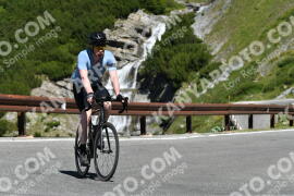 Photo #2336127 | 17-07-2022 10:59 | Passo Dello Stelvio - Waterfall curve BICYCLES
