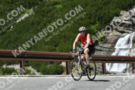 Photo #2336989 | 17-07-2022 13:22 | Passo Dello Stelvio - Waterfall curve BICYCLES