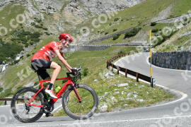 Photo #2369729 | 22-07-2022 11:34 | Passo Dello Stelvio - Waterfall curve BICYCLES