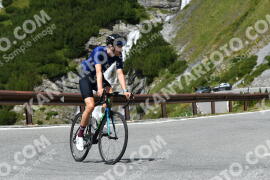 Photo #2433552 | 29-07-2022 12:56 | Passo Dello Stelvio - Waterfall curve BICYCLES