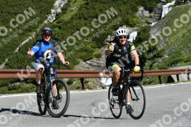 Photo #2183489 | 25-06-2022 09:28 | Passo Dello Stelvio - Waterfall curve BICYCLES