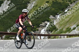 Photo #2355722 | 19-07-2022 12:59 | Passo Dello Stelvio - Waterfall curve BICYCLES