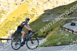 Photo #2619167 | 13-08-2022 09:16 | Passo Dello Stelvio - Waterfall curve BICYCLES