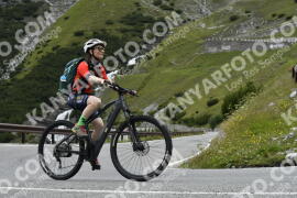 Fotó #3719539 | 03-08-2023 12:34 | Passo Dello Stelvio - Vízesés kanyar Bicajosok