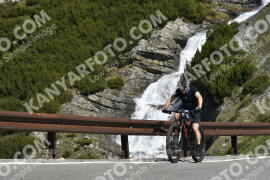 Photo #3095783 | 12-06-2023 10:09 | Passo Dello Stelvio - Waterfall curve BICYCLES