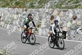Fotó #3608588 | 28-07-2023 14:16 | Passo Dello Stelvio - Vízesés kanyar Bicajosok