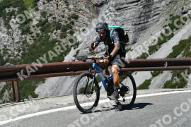 Photo #2322726 | 16-07-2022 11:17 | Passo Dello Stelvio - Waterfall curve BICYCLES