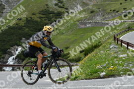 Photo #2179883 | 24-06-2022 13:31 | Passo Dello Stelvio - Waterfall curve BICYCLES