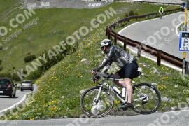 Fotó #3214290 | 24-06-2023 14:02 | Passo Dello Stelvio - Vízesés kanyar Bicajosok