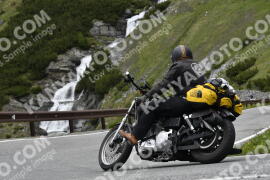 Foto #2129627 | 13-06-2022 11:57 | Passo Dello Stelvio - Waterfall Kehre