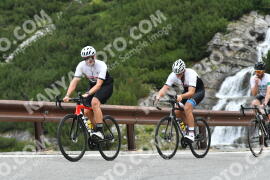 Photo #2410052 | 26-07-2022 11:30 | Passo Dello Stelvio - Waterfall curve BICYCLES
