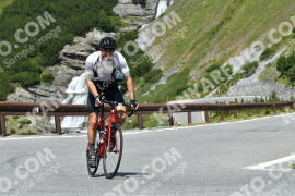 Photo #2399995 | 25-07-2022 12:13 | Passo Dello Stelvio - Waterfall curve BICYCLES
