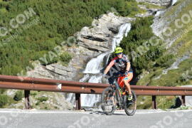 Photo #2696655 | 21-08-2022 09:53 | Passo Dello Stelvio - Waterfall curve BICYCLES