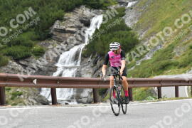 Photo #2436811 | 30-07-2022 09:45 | Passo Dello Stelvio - Waterfall curve BICYCLES
