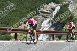 Photo #2360335 | 20-07-2022 10:45 | Passo Dello Stelvio - Waterfall curve BICYCLES