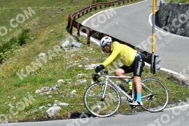Photo #2382875 | 24-07-2022 11:30 | Passo Dello Stelvio - Waterfall curve BICYCLES