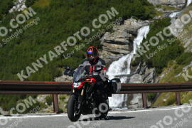 Foto #4203388 | 08-09-2023 12:00 | Passo Dello Stelvio - Waterfall Kehre