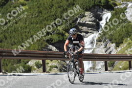Photo #2721630 | 23-08-2022 14:36 | Passo Dello Stelvio - Waterfall curve BICYCLES