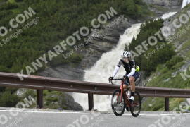 Photo #3450488 | 14-07-2023 15:54 | Passo Dello Stelvio - Waterfall curve BICYCLES