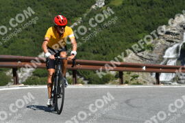 Photo #2398007 | 25-07-2022 10:10 | Passo Dello Stelvio - Waterfall curve BICYCLES