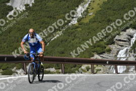 Fotó #2753621 | 26-08-2022 12:08 | Passo Dello Stelvio - Vízesés kanyar Bicajosok